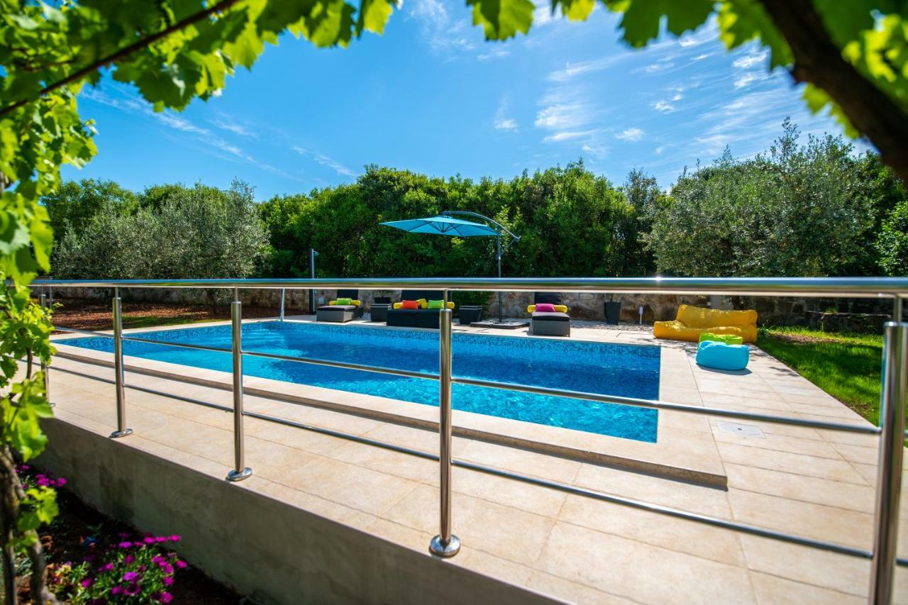 Holiday Home Mara Fondole エクステリア 写真