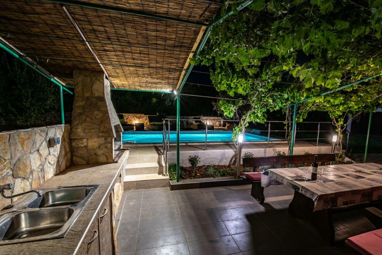 Holiday Home Mara Fondole エクステリア 写真