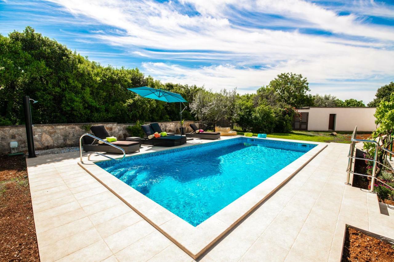Holiday Home Mara Fondole エクステリア 写真