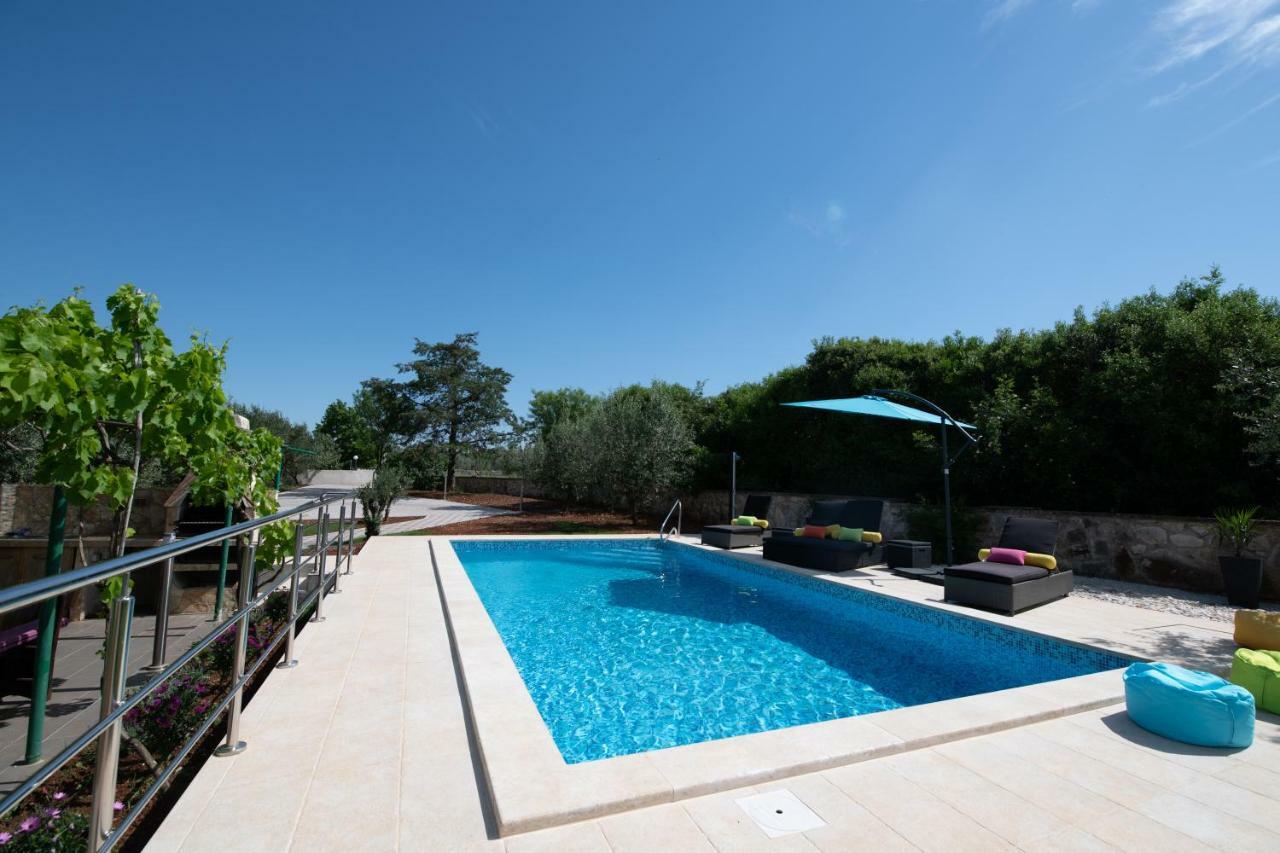Holiday Home Mara Fondole エクステリア 写真