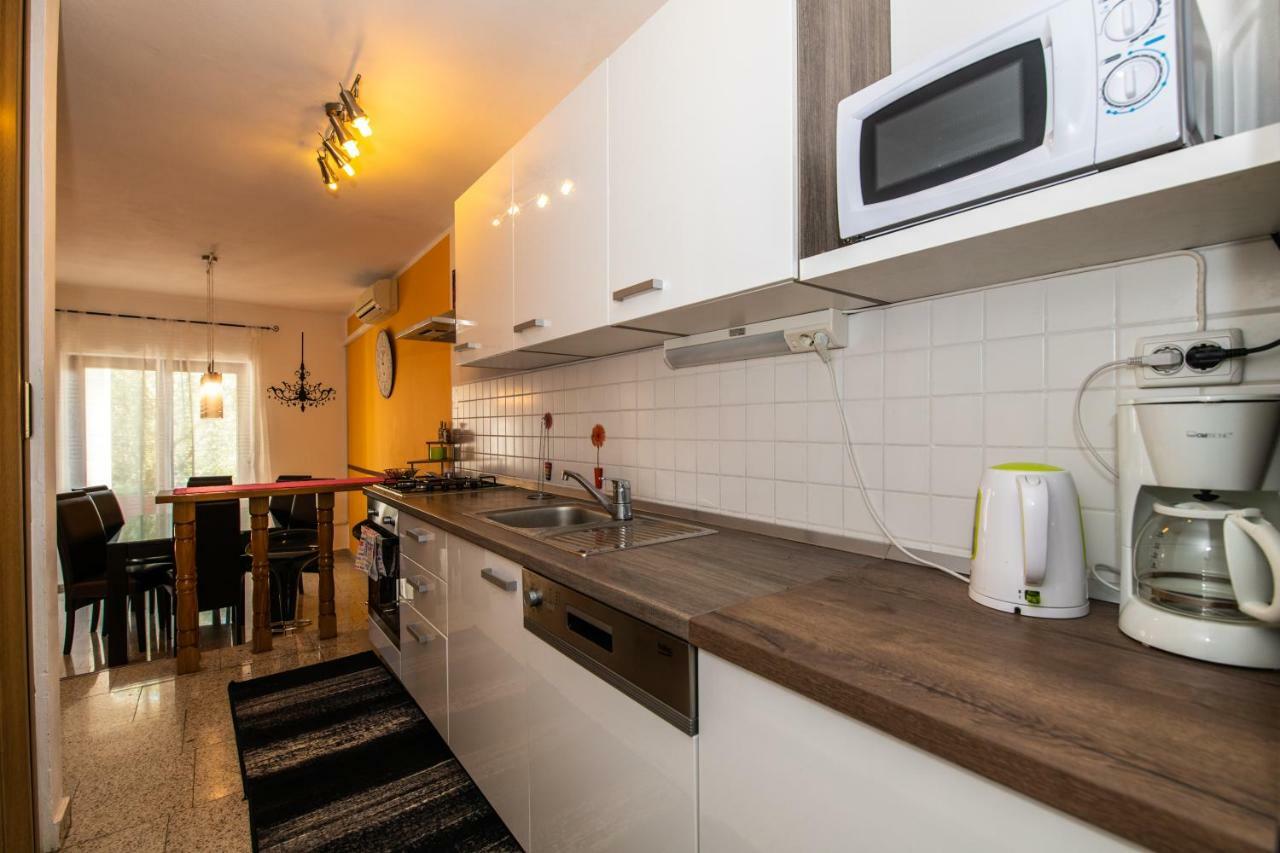 Holiday Home Mara Fondole エクステリア 写真